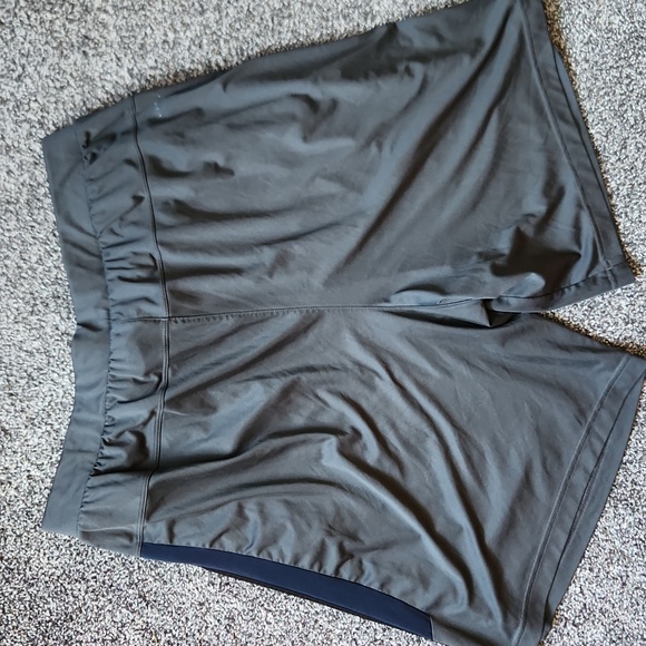 Adidas Primegreen Aeroready Athletic Shorts. - Picture 3 of 3